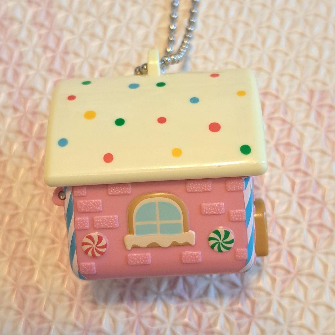 ミニーマウス お菓子の家 キーホルダー キーチェーン　スイーツ　Disney
