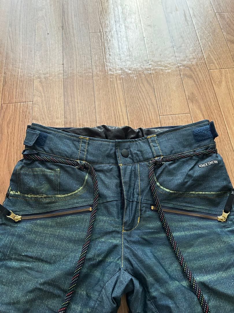 スノーボードウエア上・下　Sサイズ　小物セット