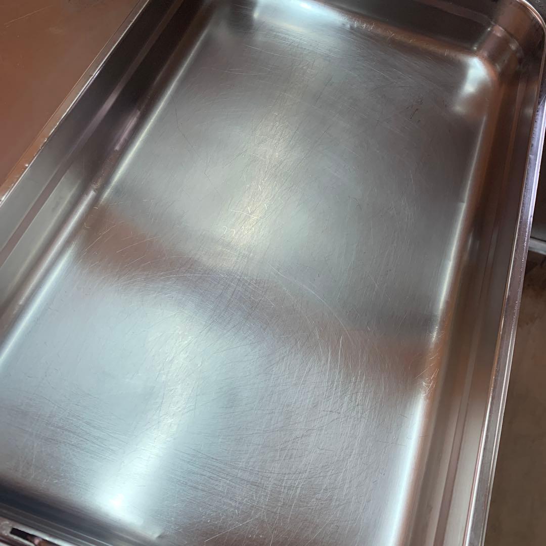 GN1/1ハンドル付きホテルパン6枚　蓋1枚