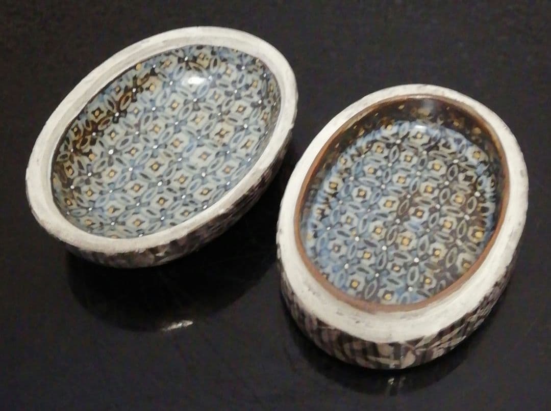 宮崎祐輔作　白金銀彩　駱駝文　香合　共箱　共布　略歴付　茶道具