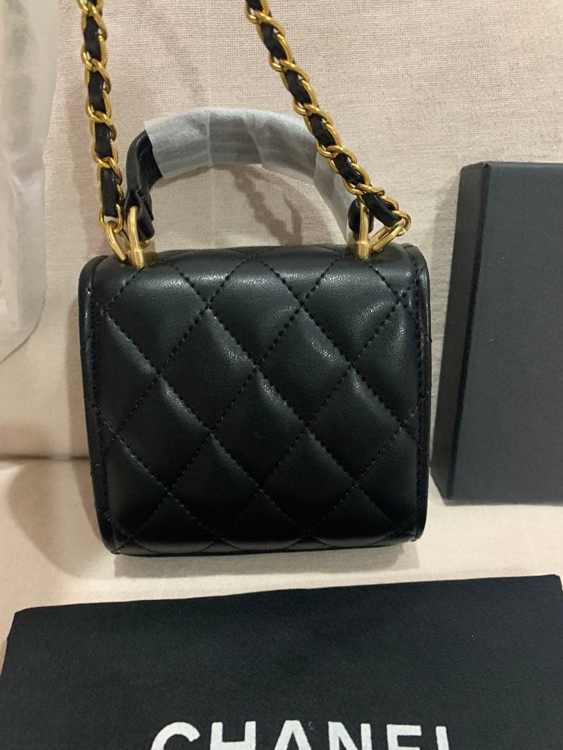 シャネル ブラック ミニバッグ チェーンショルダー　ノベルティ新品