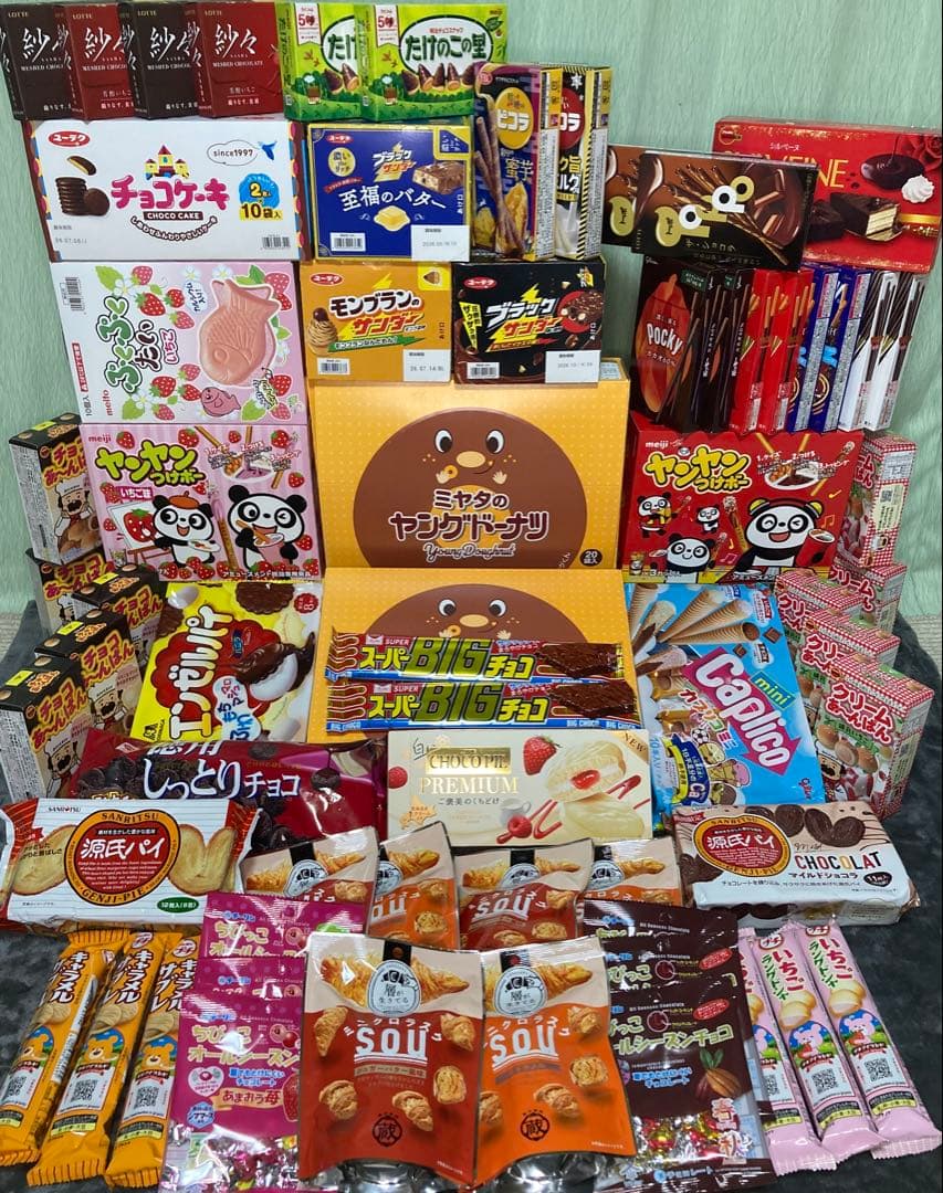 詰め合わせ　大量お菓子セット！①ポッキー、ブラックサンダー、紗々、ラスク、他