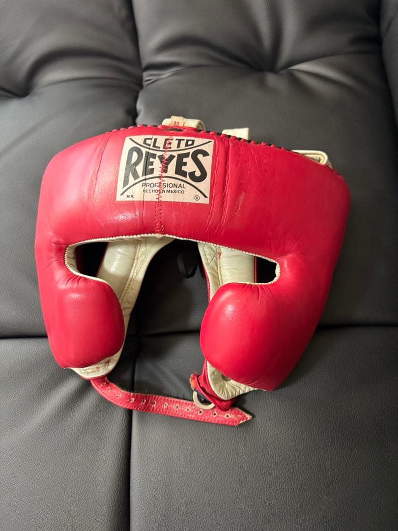 CLETO REYES ヘッドギア レッド Mサイズ