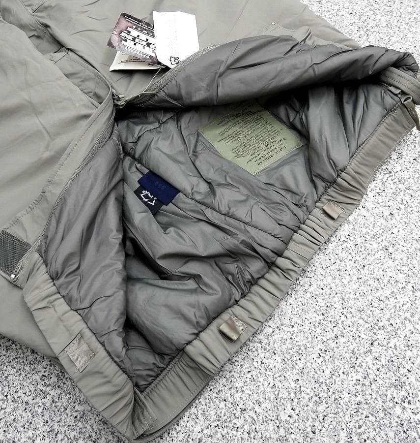 新品 L-R 米軍実物 2007年 レベル7 プリマロフト パンツ
