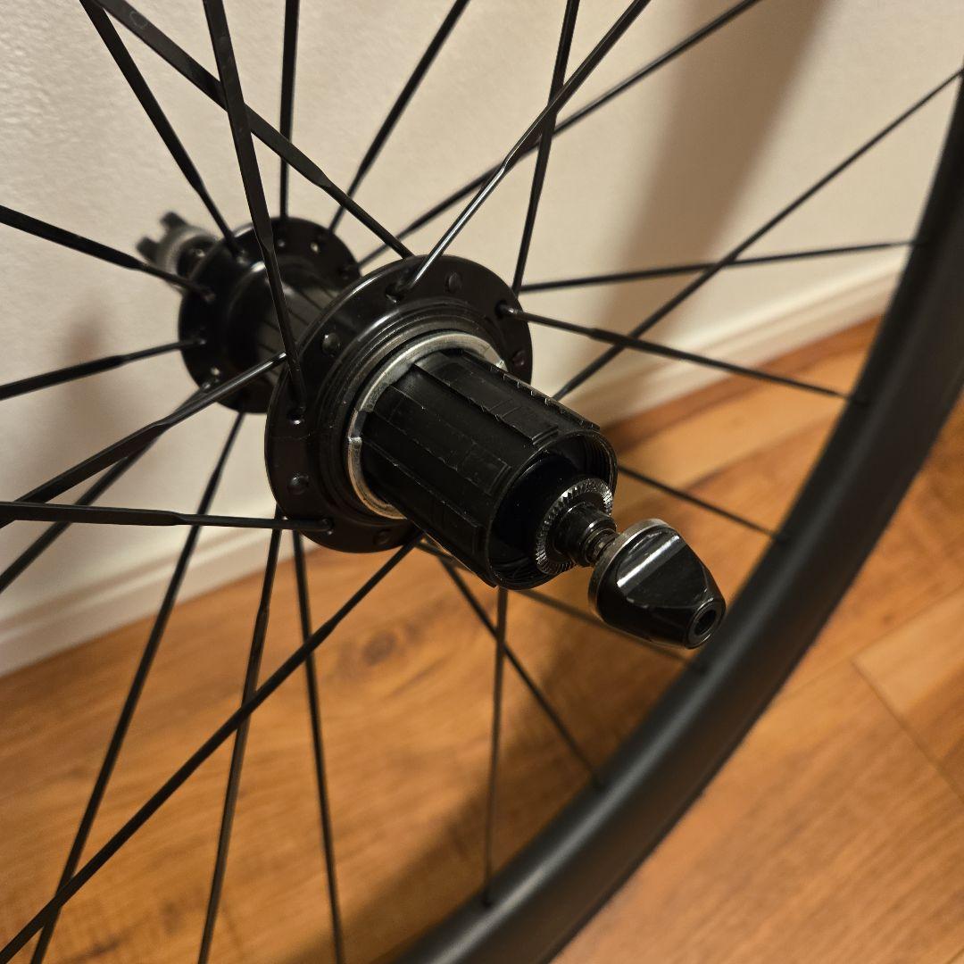 SUPERTEAM 60mm カーボンホイール タイヤ付