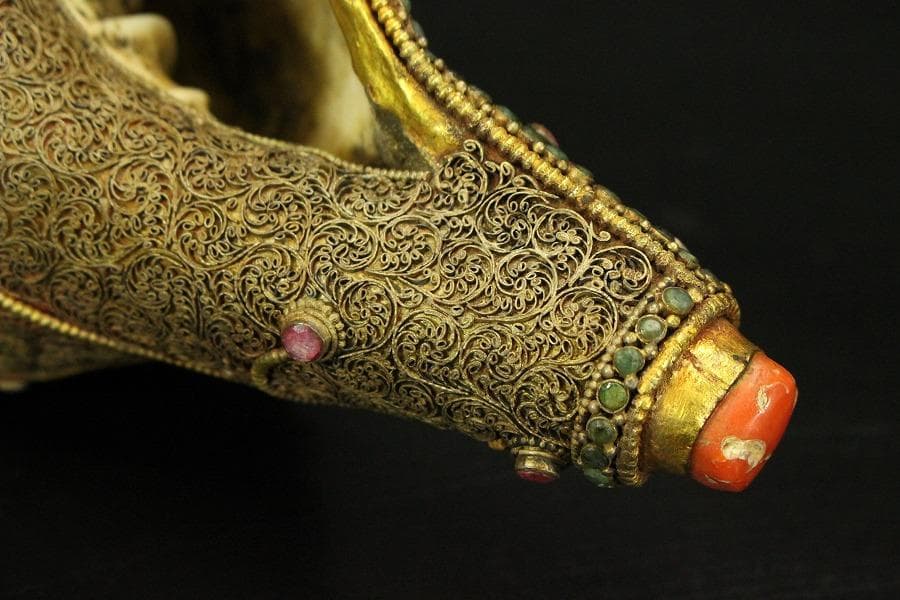 仏教美術 チベット 西蔵 蜜教 鍍金 宝石張 巻貝 法具全長18cm(A274)