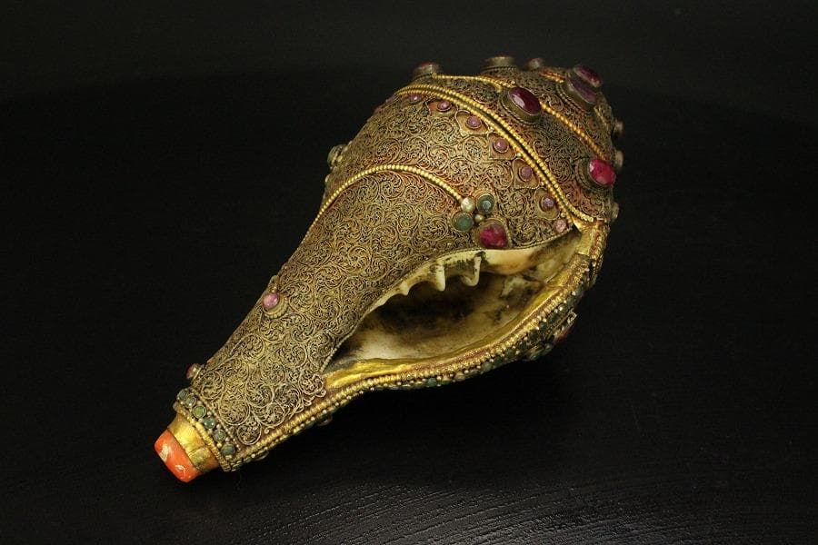 仏教美術 チベット 西蔵 蜜教 鍍金 宝石張 巻貝 法具全長18cm(A274)
