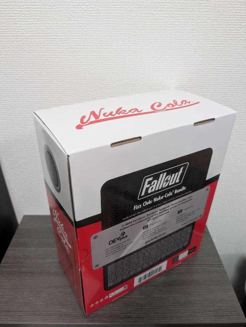 【未使用】Fallout(フォールアウト)　公式グッズ　ヌカコーラ・バンドル