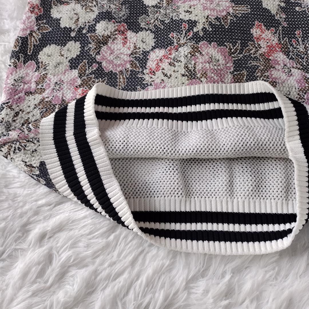 【完売品】パーリーゲイツ LIBERTY プリント Vネック ニットベスト 花柄