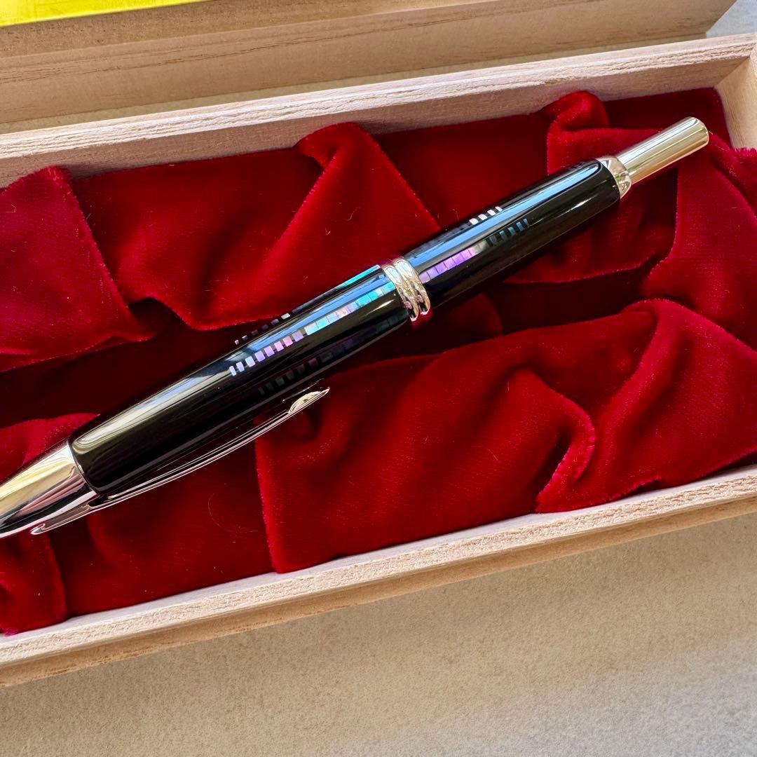 【新品同様】PILOT 万年筆　キャップレス螺鈿　水面