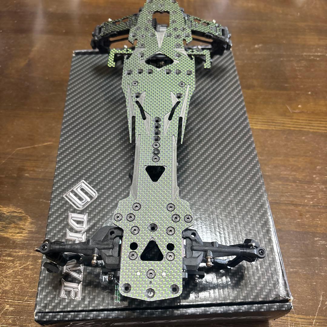 3レーシング　サクラD5MR 緑ラメカーボン　希少　ラジドリ