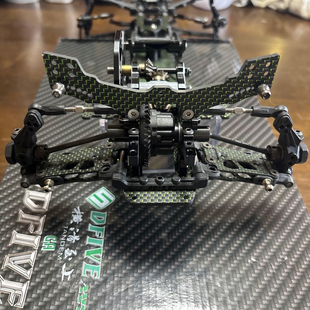 3レーシング　サクラD5MR 緑ラメカーボン　希少　ラジドリ