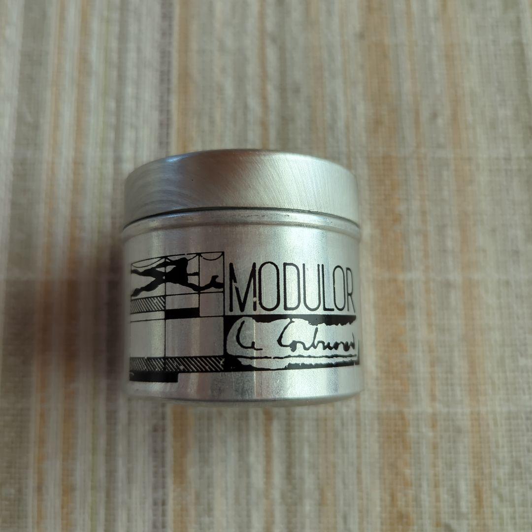 コルビジェ　モデュロールのメジャー　　MODULOR