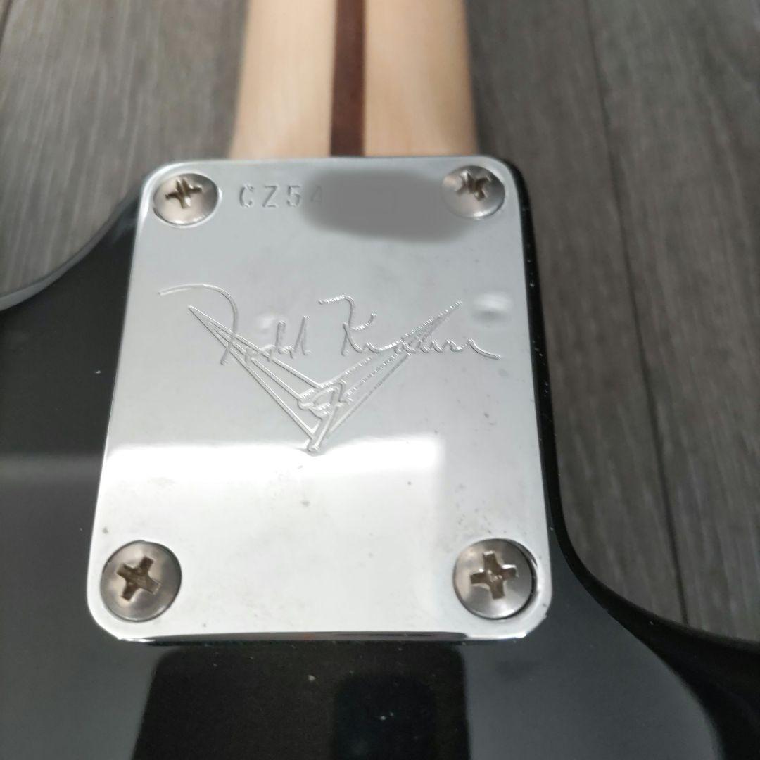 ギター　レフティ　Fender　エリック・クラプトン　ブラッキー