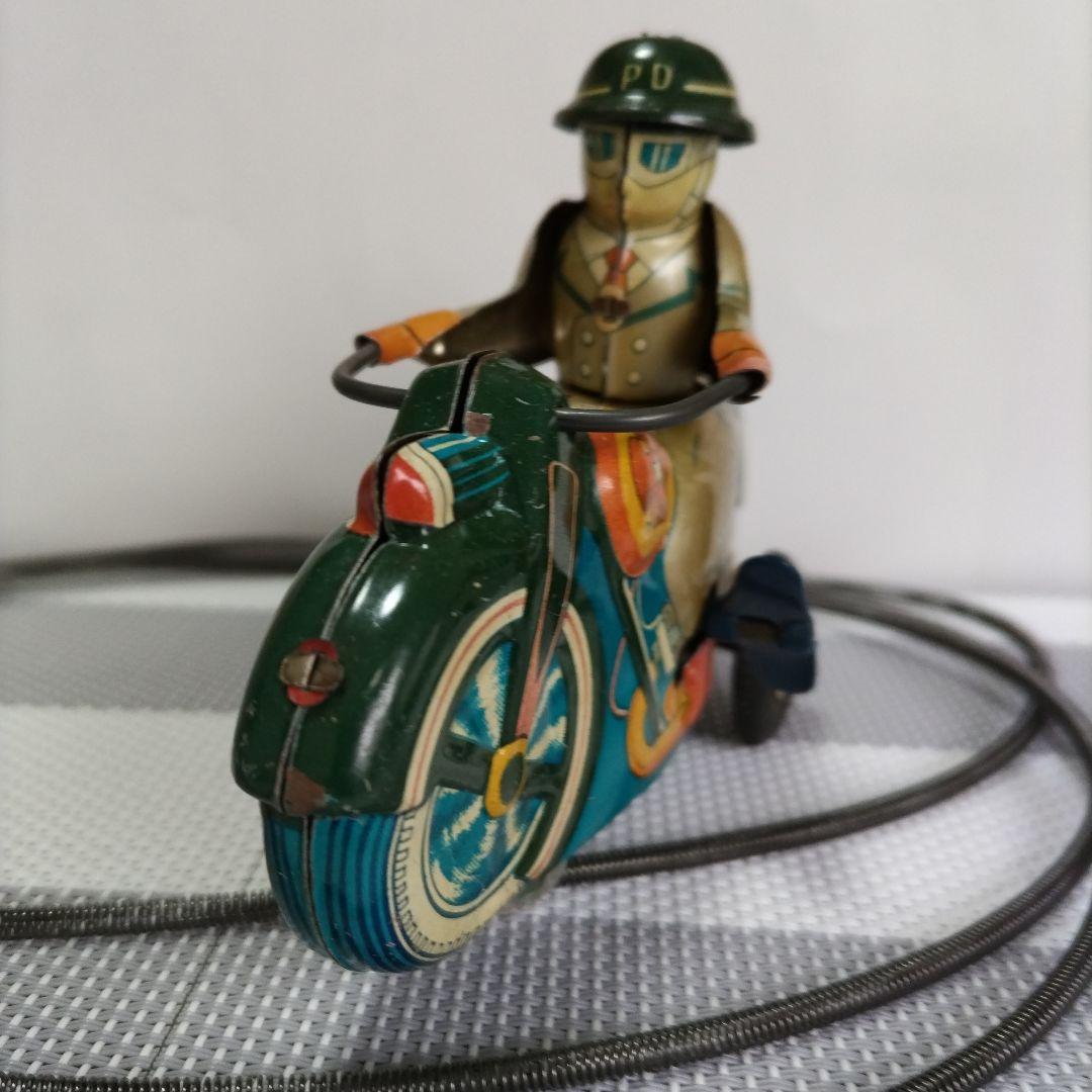 マスダヤ製　バイク型おもちゃ 警察官キャラクター