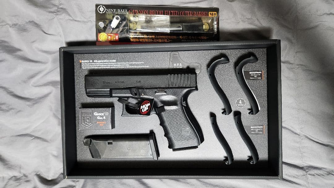 東京マルイ ガスブローバック GLOCK 19 Gen.4 グロック19