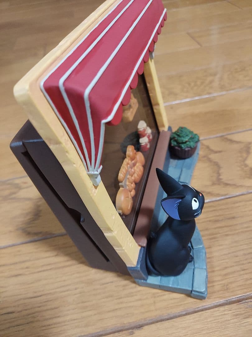 魔女の宅急便　ジオラマカレンダー　グーチョキパンの店先　2024