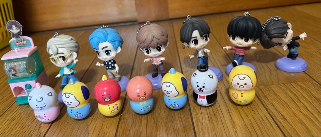 BTS グッズ まとめ売り DVD 文具 ぬいぐるみ K-POP