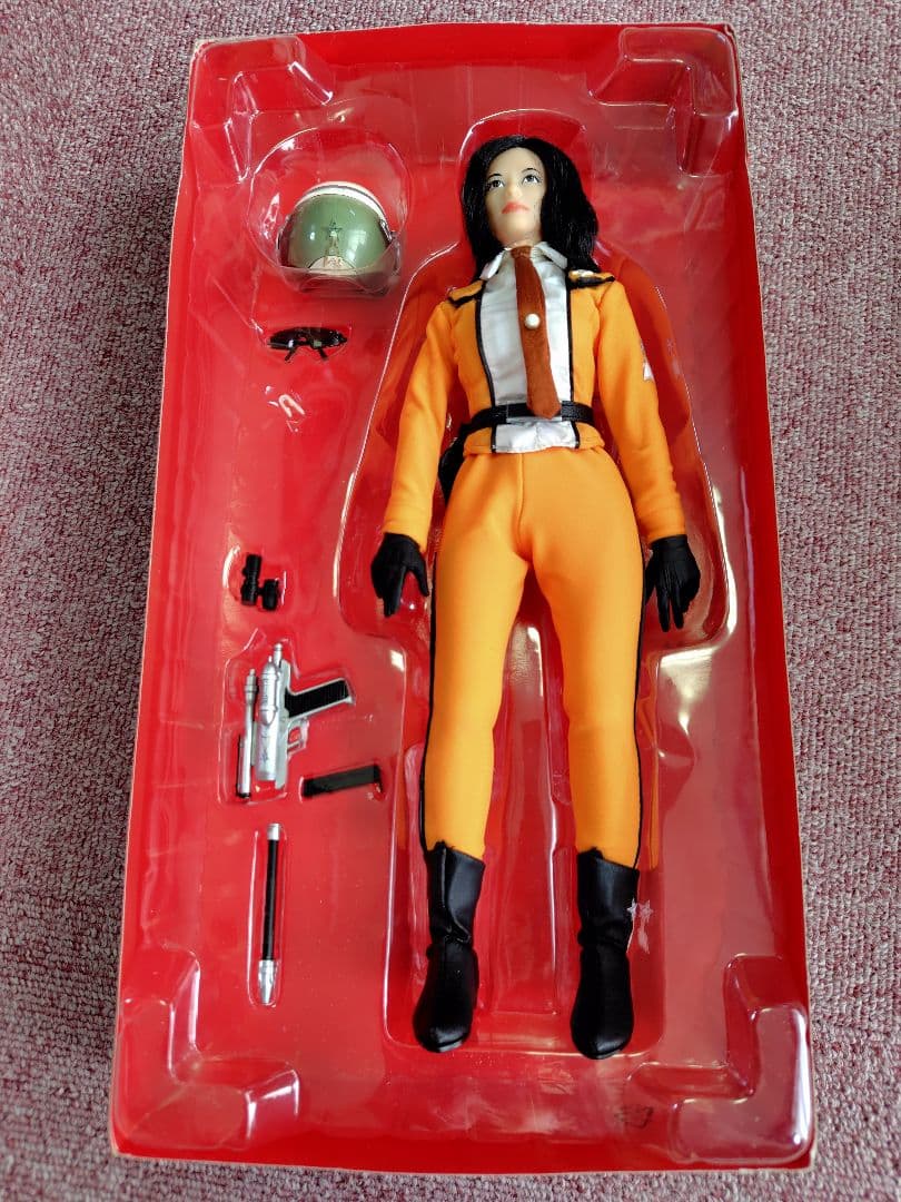 科学特捜隊 クールガール フジアキコ隊員