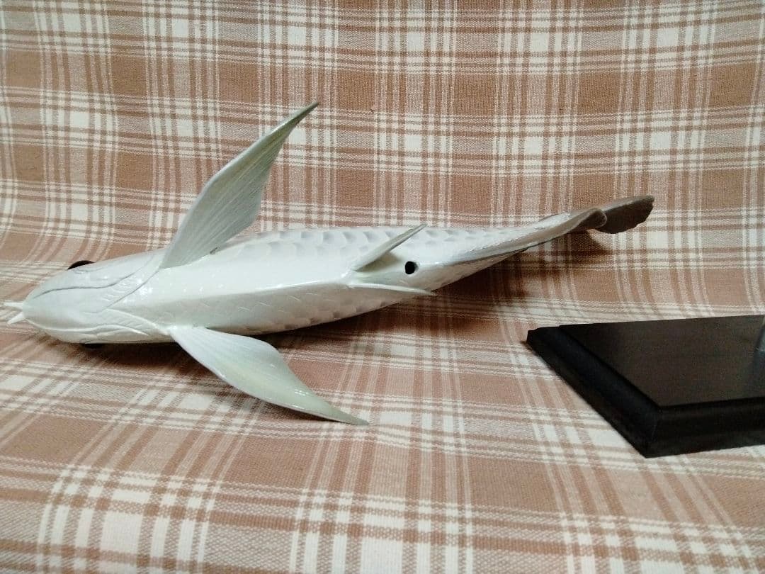 ハンドメイド　36cmアロワナ　白　フィギュア　レプリカ　魚模型　置物　オブジェ