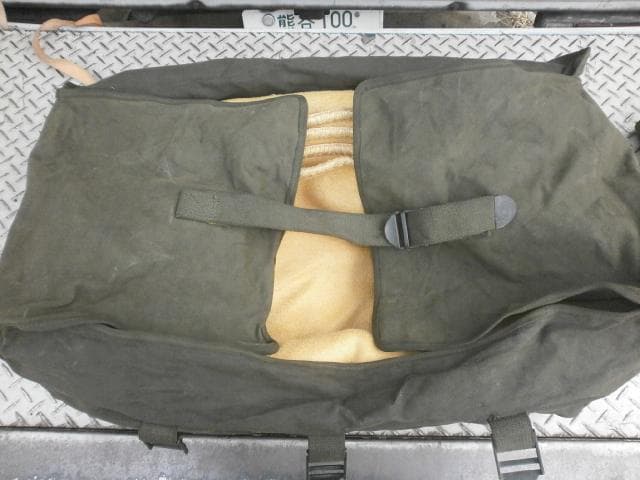 米軍放出品　メディカルキットバック　ビンテージ