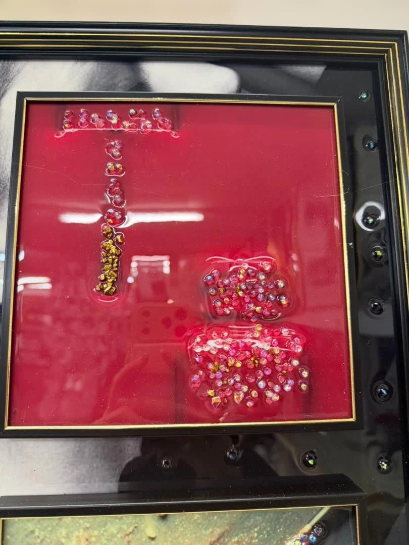 アートパネル　水晶絵　レッド　コスメ　ピンク　美容　キラキラ　赤　壁掛け　額