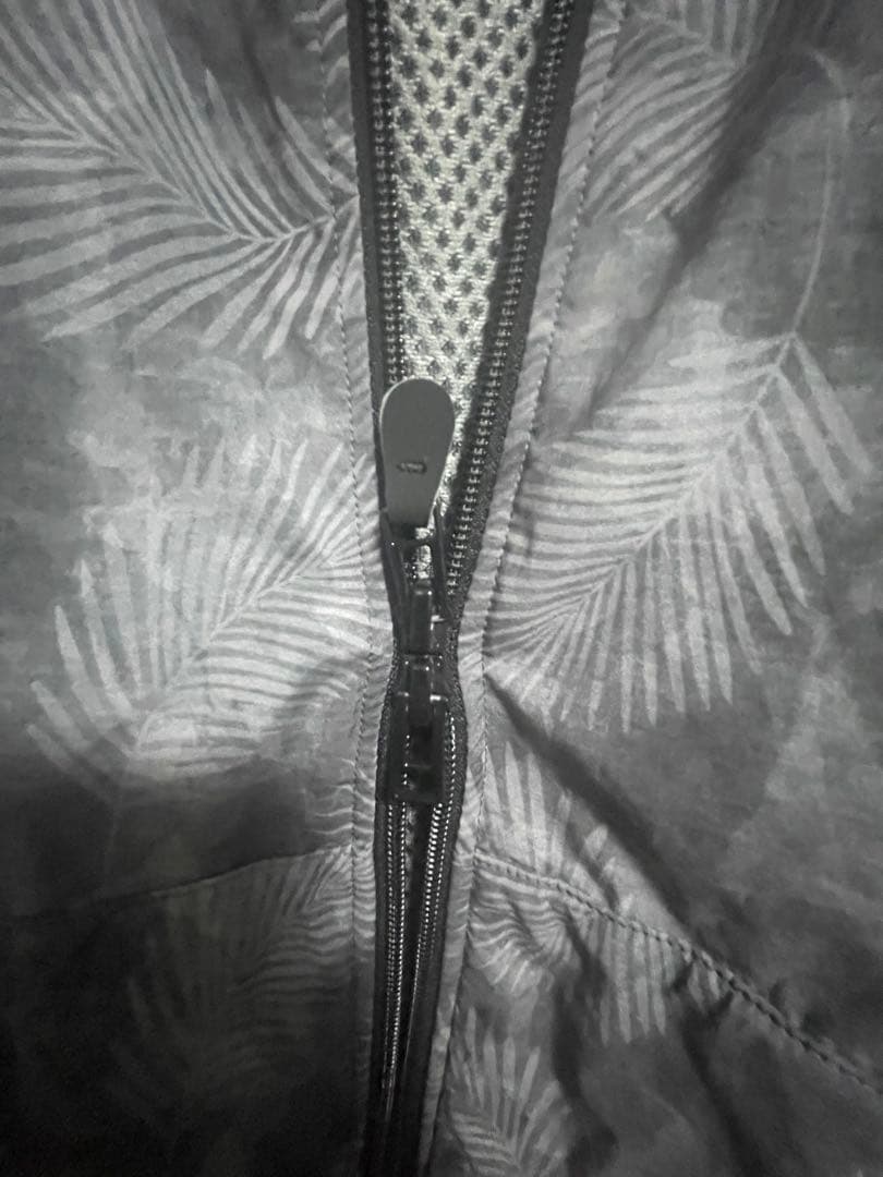 トラヴィスマシュー　MA-1 ジャケット　Mサイズ　最終値