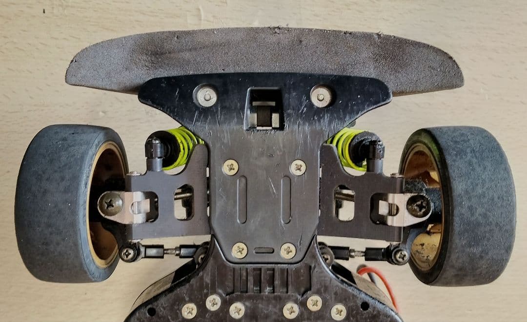 タミヤ 1/10 電動RC 4WD（TB-01/インプレッサWRC2001）