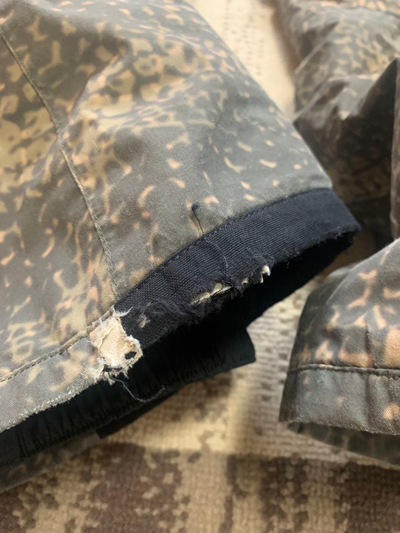 BURTON バートン　ウェア Lサイズ 150.160 ブラック迷彩