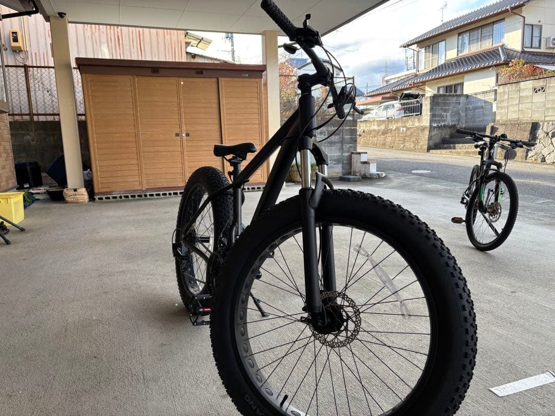 ファットバイク ブラック　未使用