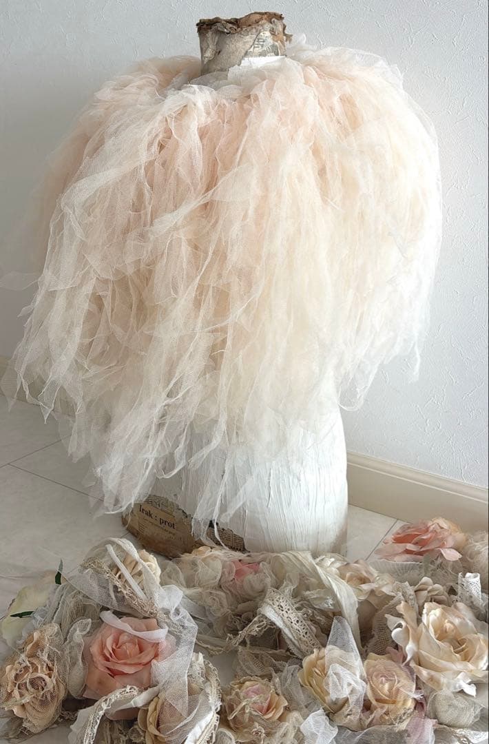 アンティーク雑貨 Pale Apricot Tulle Bolero