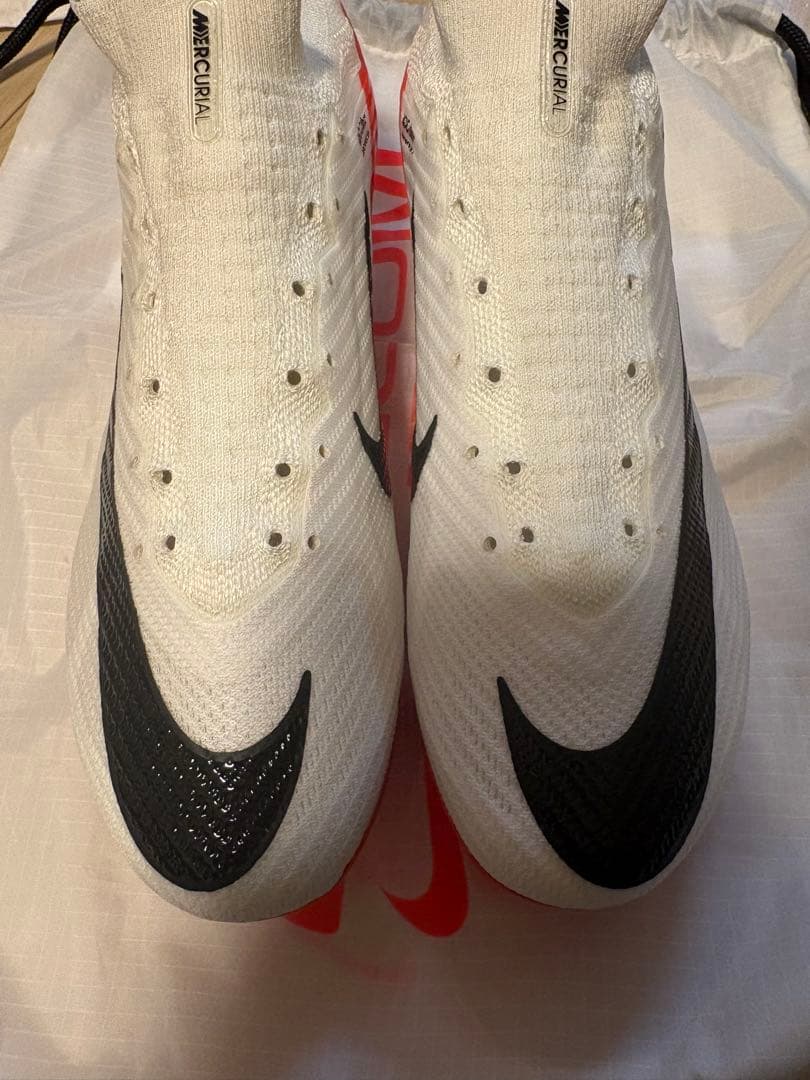 ［新品］NIKEマーキュリアルヴェイパー15エリートFGハイカットモデル