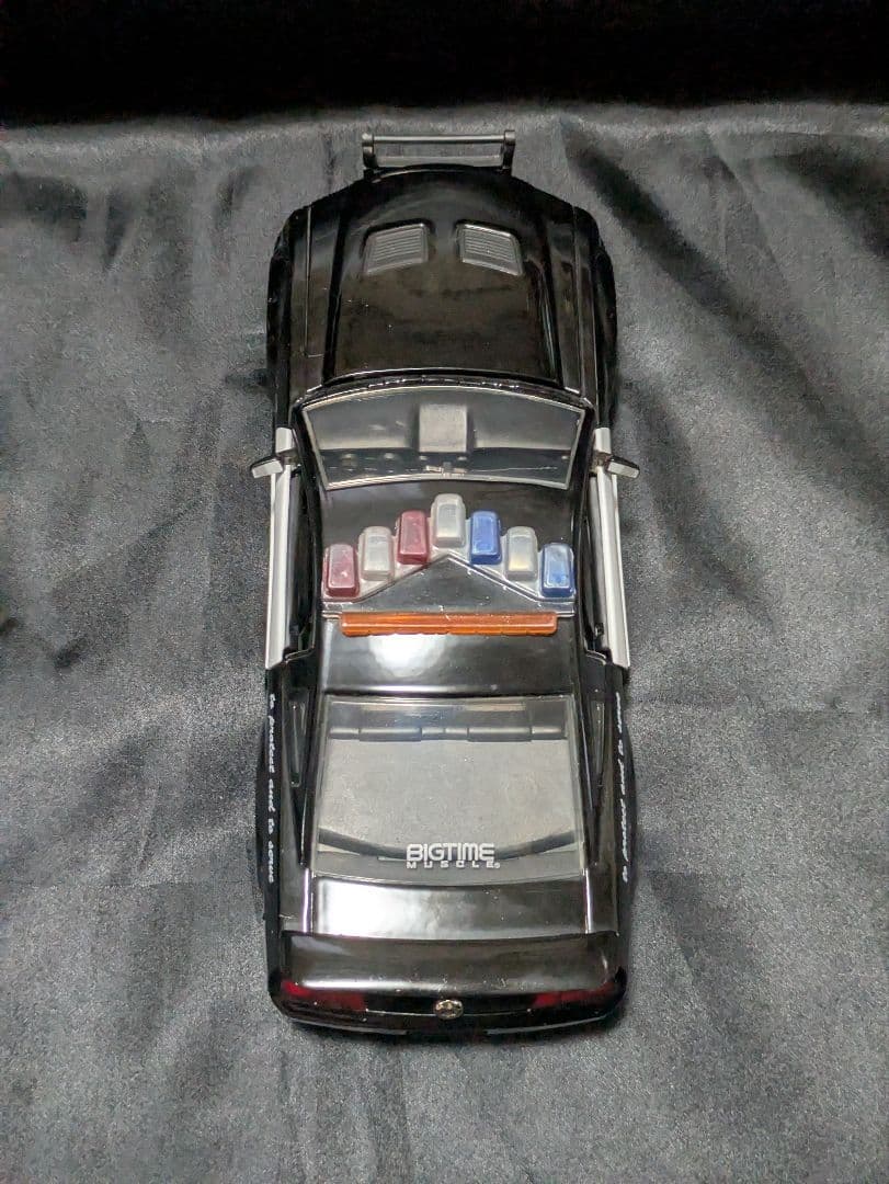 jada 2008 フォード シェルビー GT-500KR™　1/24　パトカー