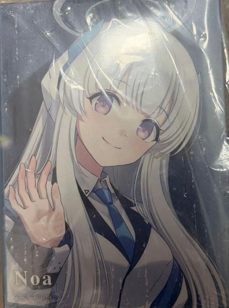 新品未開封 ブルアカ 生塩ノア 香水＋アクリルパネルセット