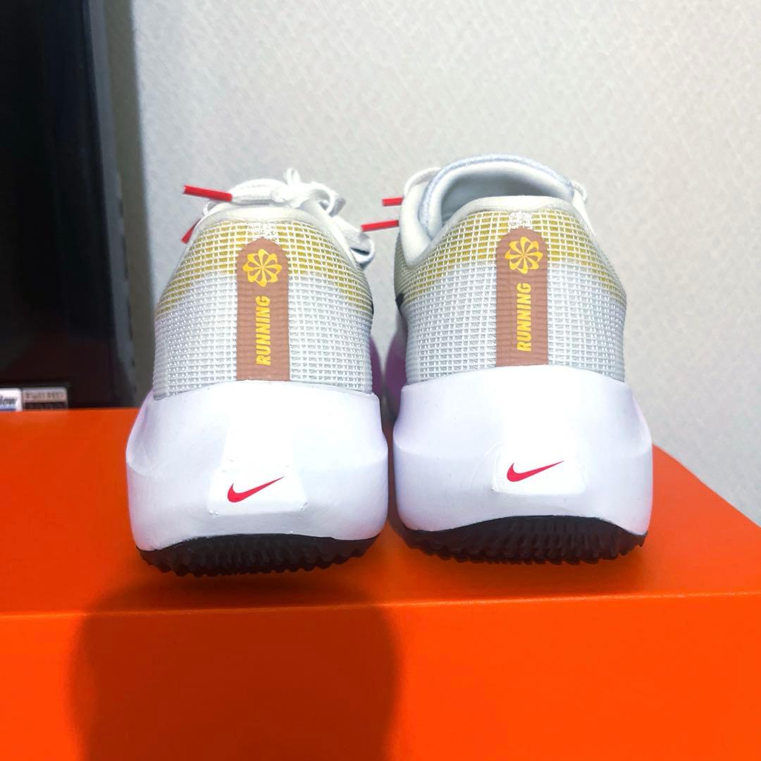 NIKE ナイキ　ウィメンズ ズームフライ5 ランニングシューズ