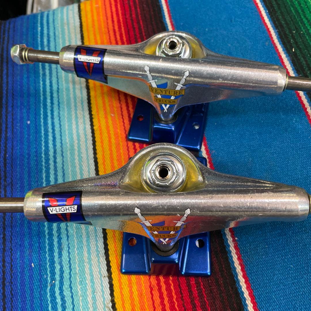 Venture Trucks 5.2Lブルーvライト