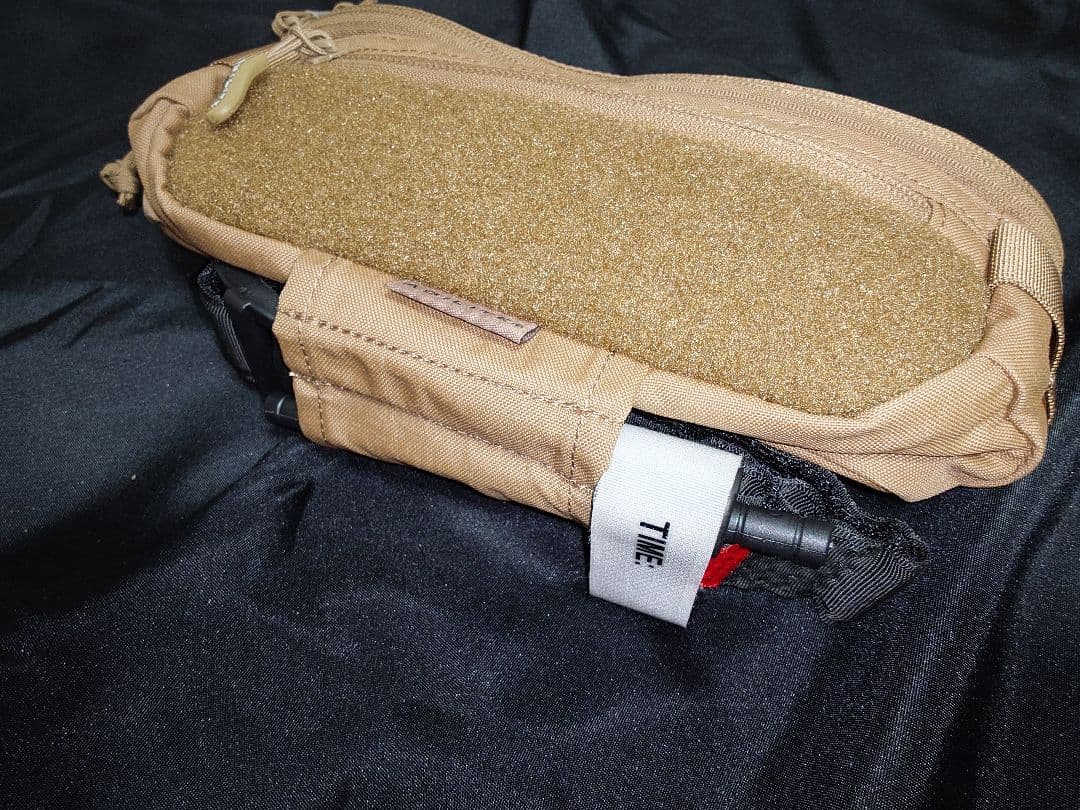 AGILITE ハンガーポーチ （タンカラー）