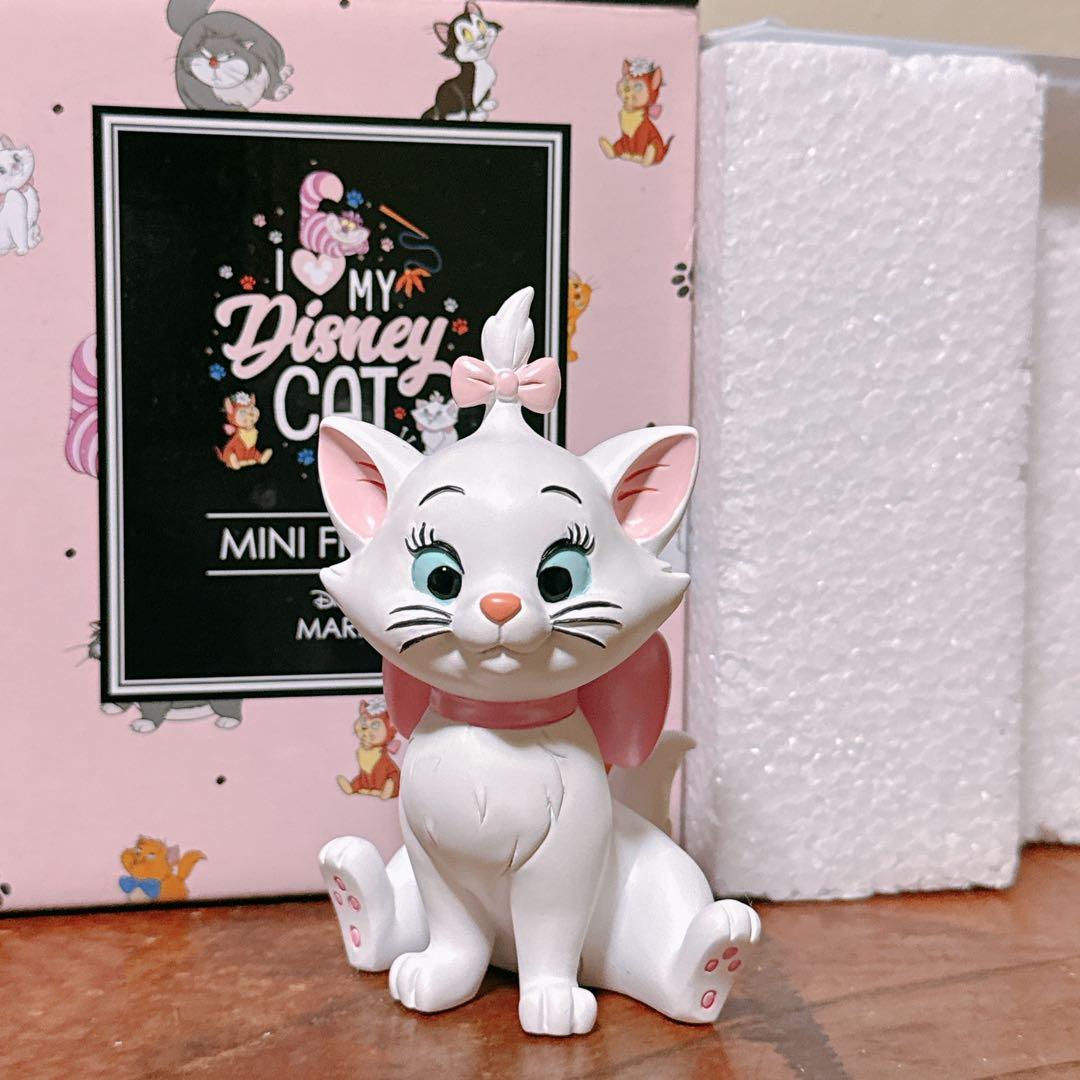 ディズニー　猫の日　おしゃれキャット　マリー フィギュア　置物　陶器