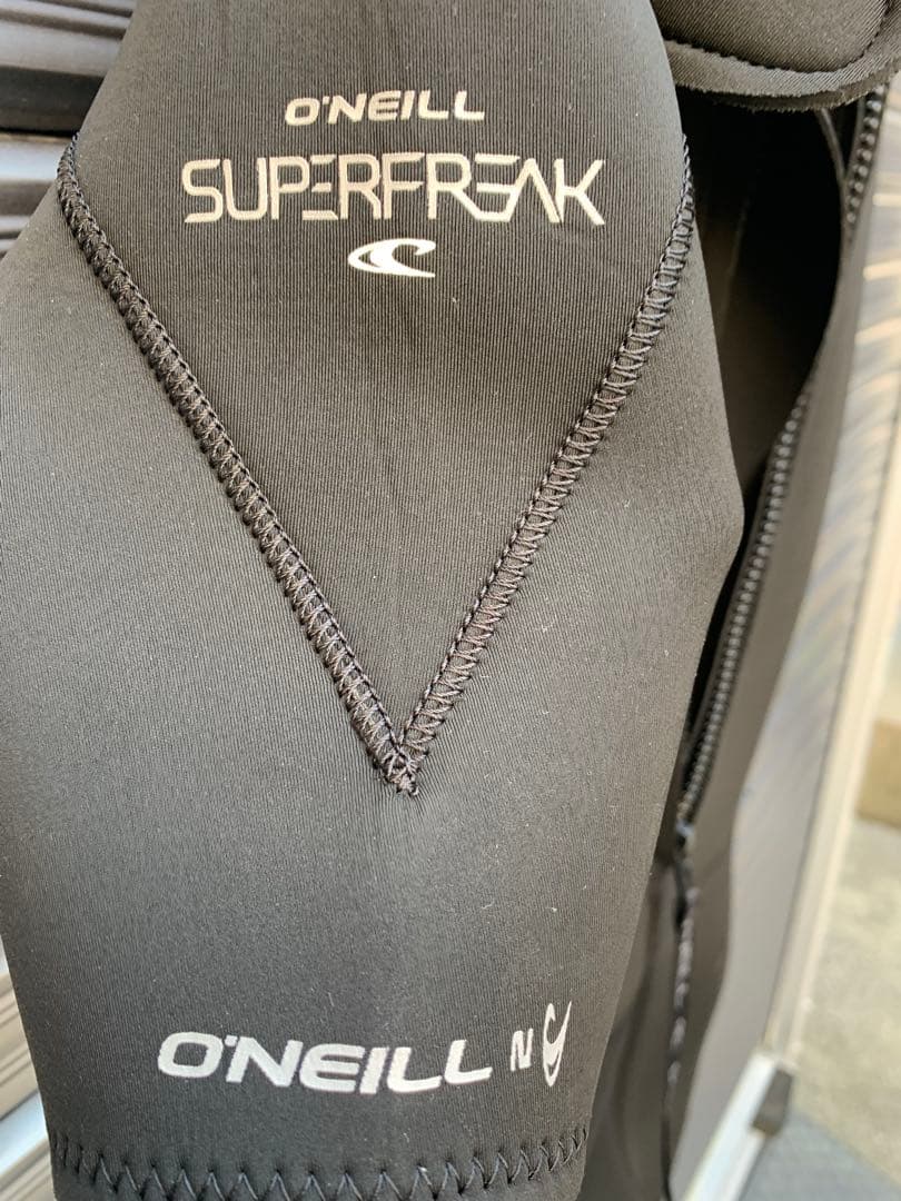 オニール　スプリング　ウェットスーツ MLサイズ