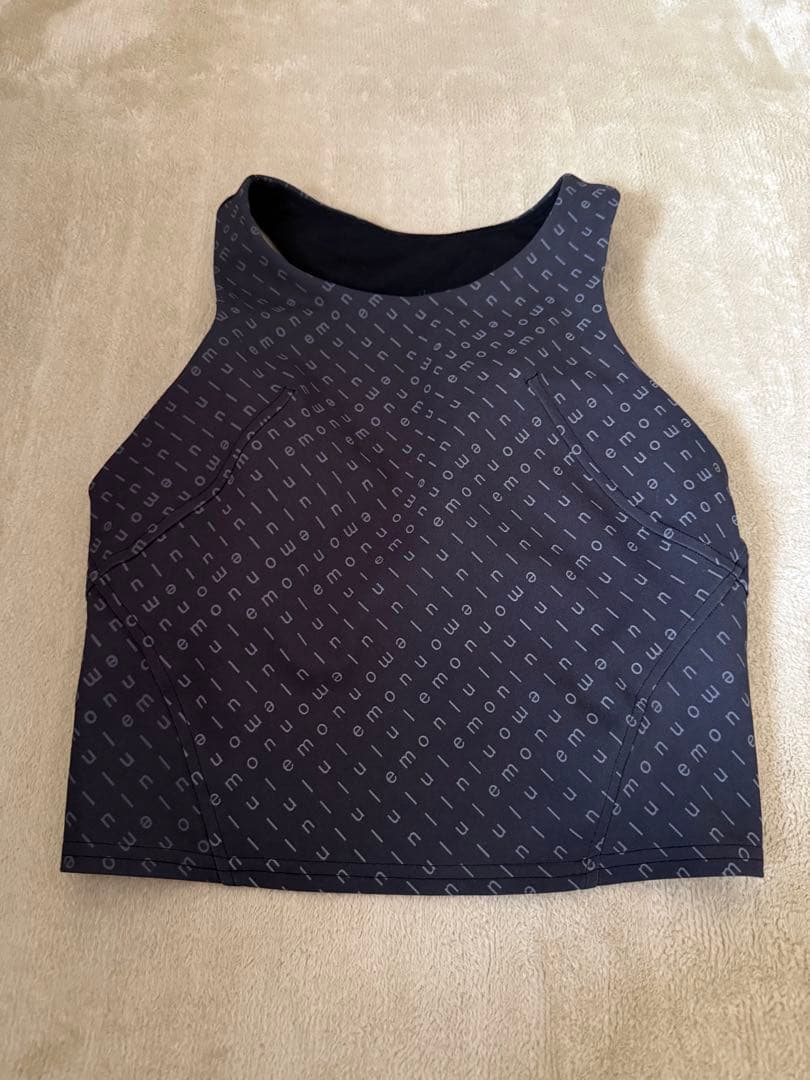 lululemon ロゴ柄ウェアセットタンクトップレギンス