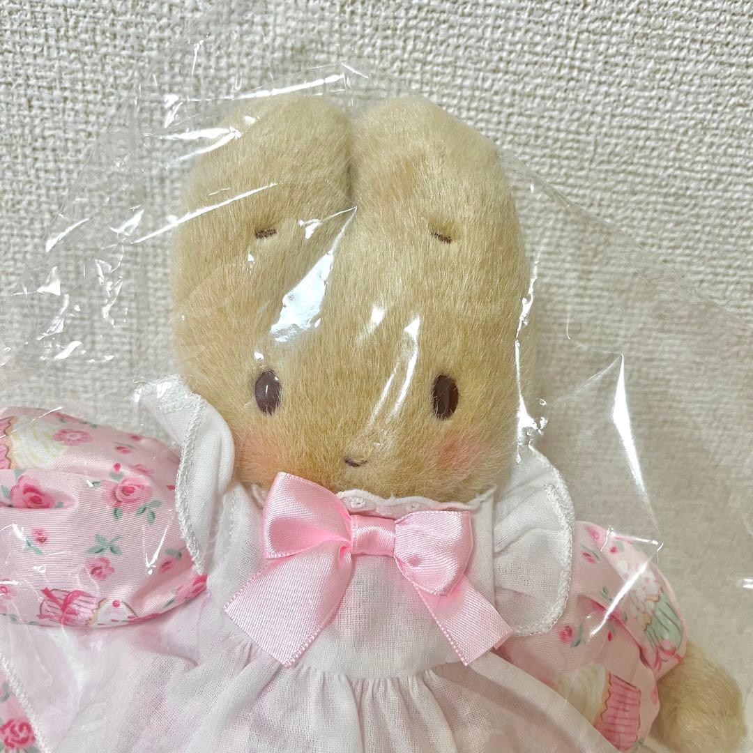 レア★ サンリオ　マロンクリーム　ぬいぐるみ　カップケーキ　マスコット