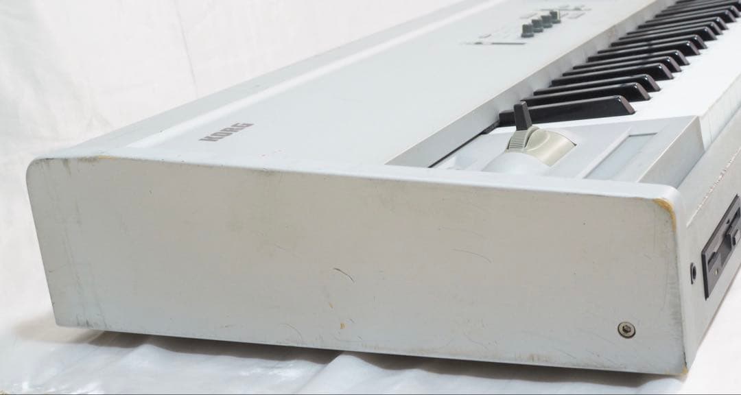 KORG TRITON シンセサイザー prox 88鍵盤 シルバー