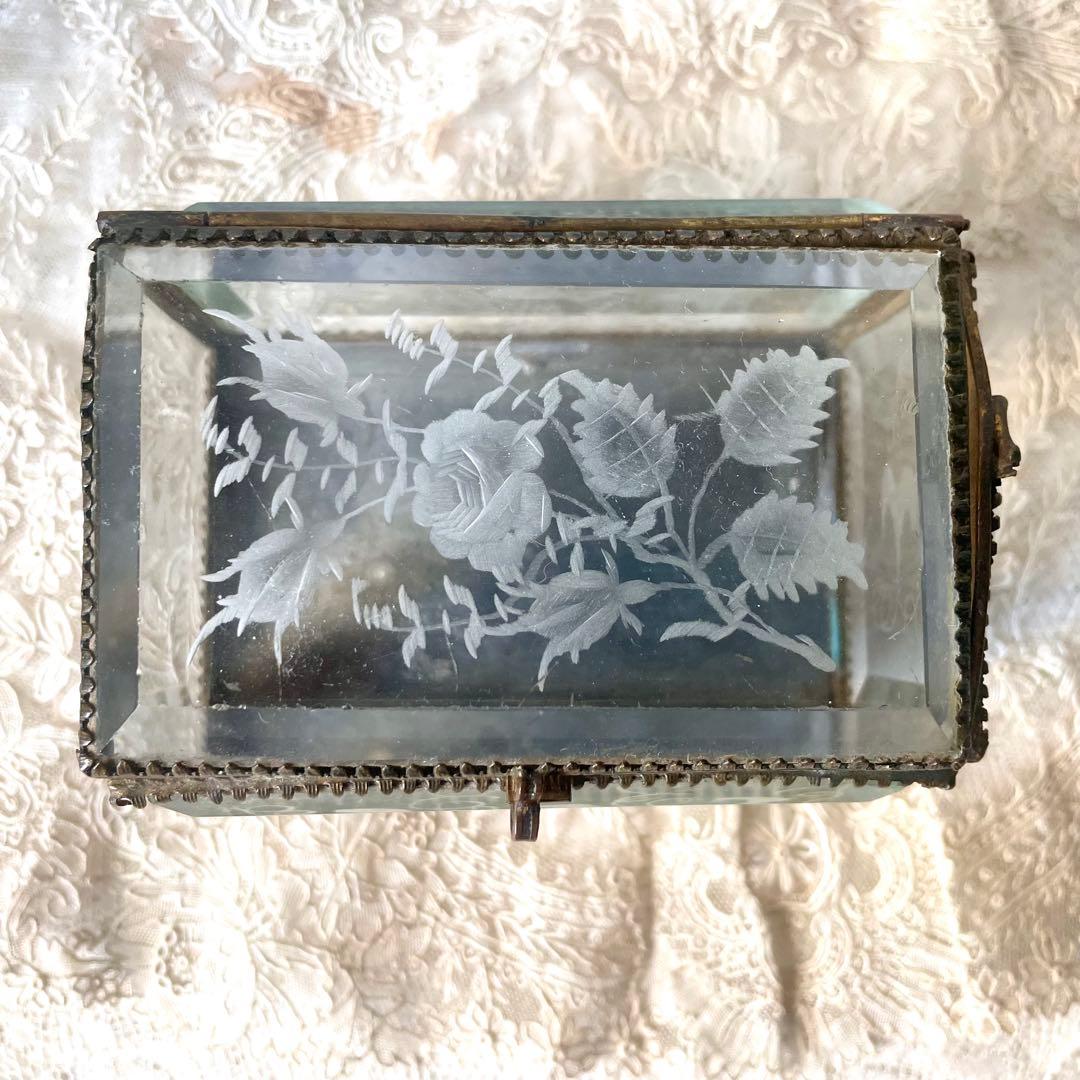 ローズ柄ベベルガラスジュエリーボックス　アクセサリーケース　フランスアンティーク