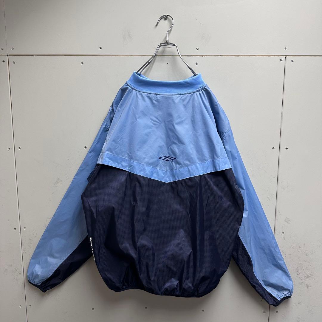 グッドコンディション　UMBRO イングランド代表　ナイロンプルオーバー