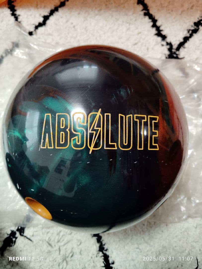 ABSOLUTE 初代アブソリュート ボウリングボール 15ポンド