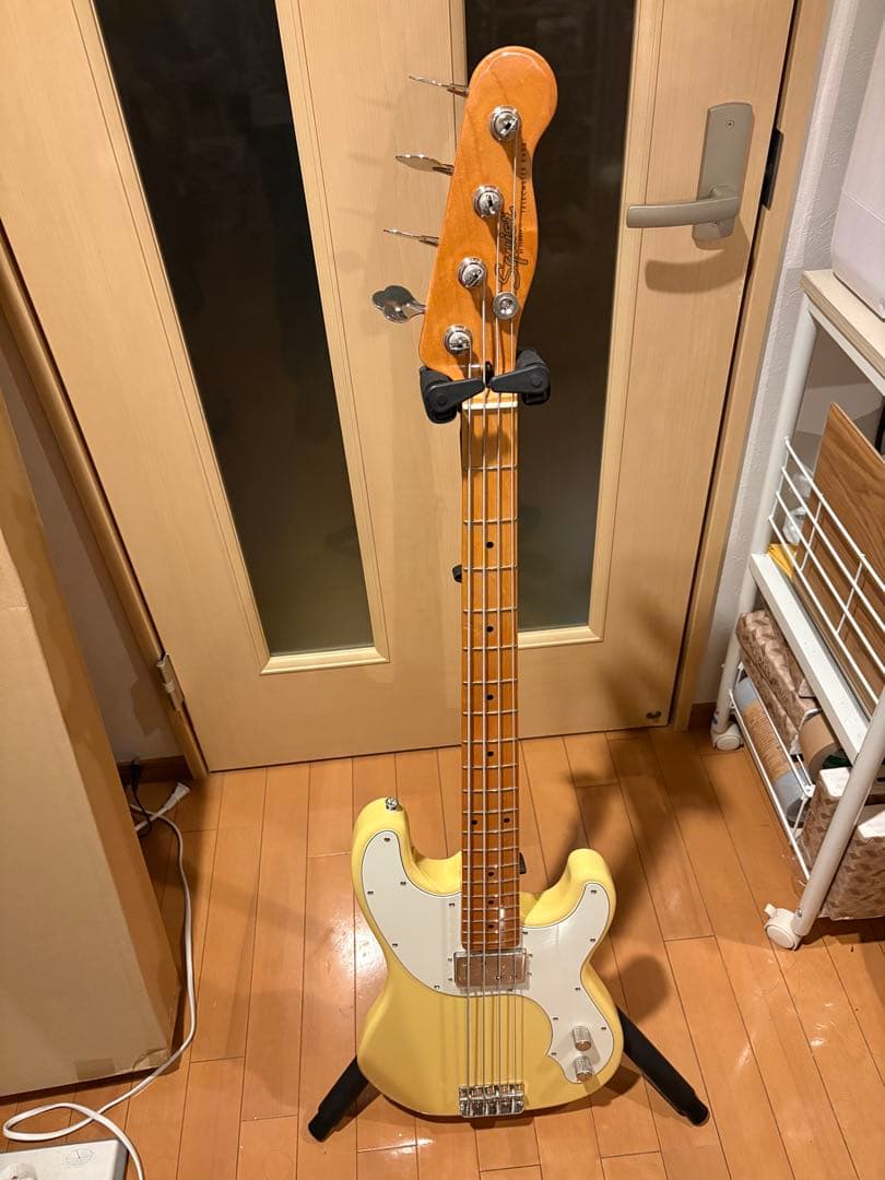 【未使用品】Squier by Fender Telecaster Bass