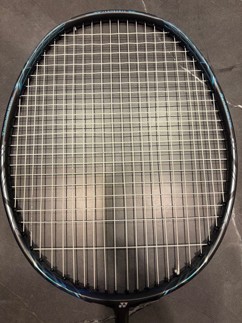 バドミントンラケット　ZフォースII