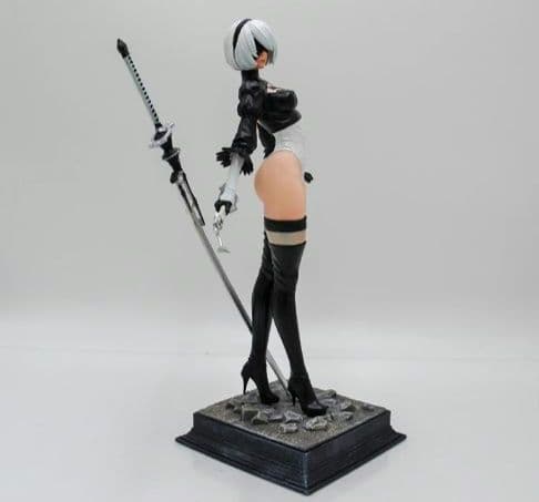 ニーアオートマタ　2b　ヨルハ　黒　フィギュア