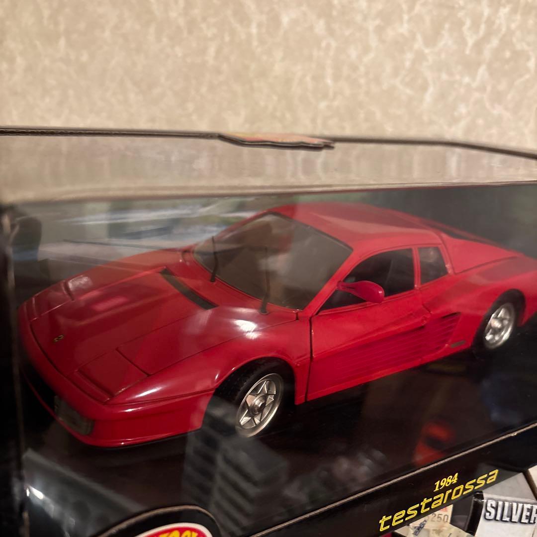 Hot Wheels 1/18 Ferrari Testarossaテスタロッサ