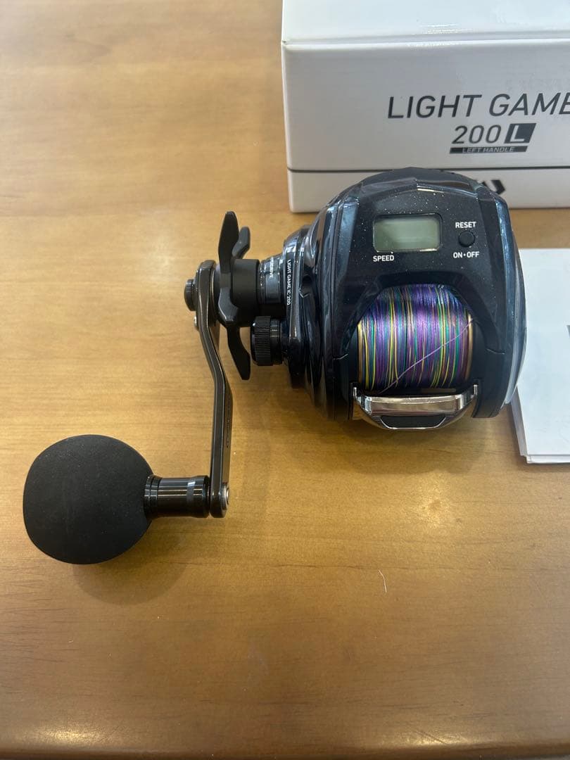 Daiwa LIGHT GAME IC 200L ベイトリール